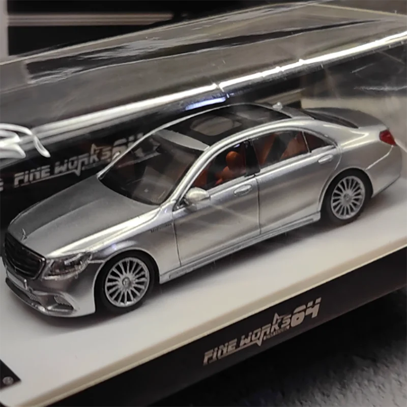 Diecast 1:64 Scale Benz AMG S65 Alloy Vehicle Model Finished Simulation Collection Decoration Gift Toys Display