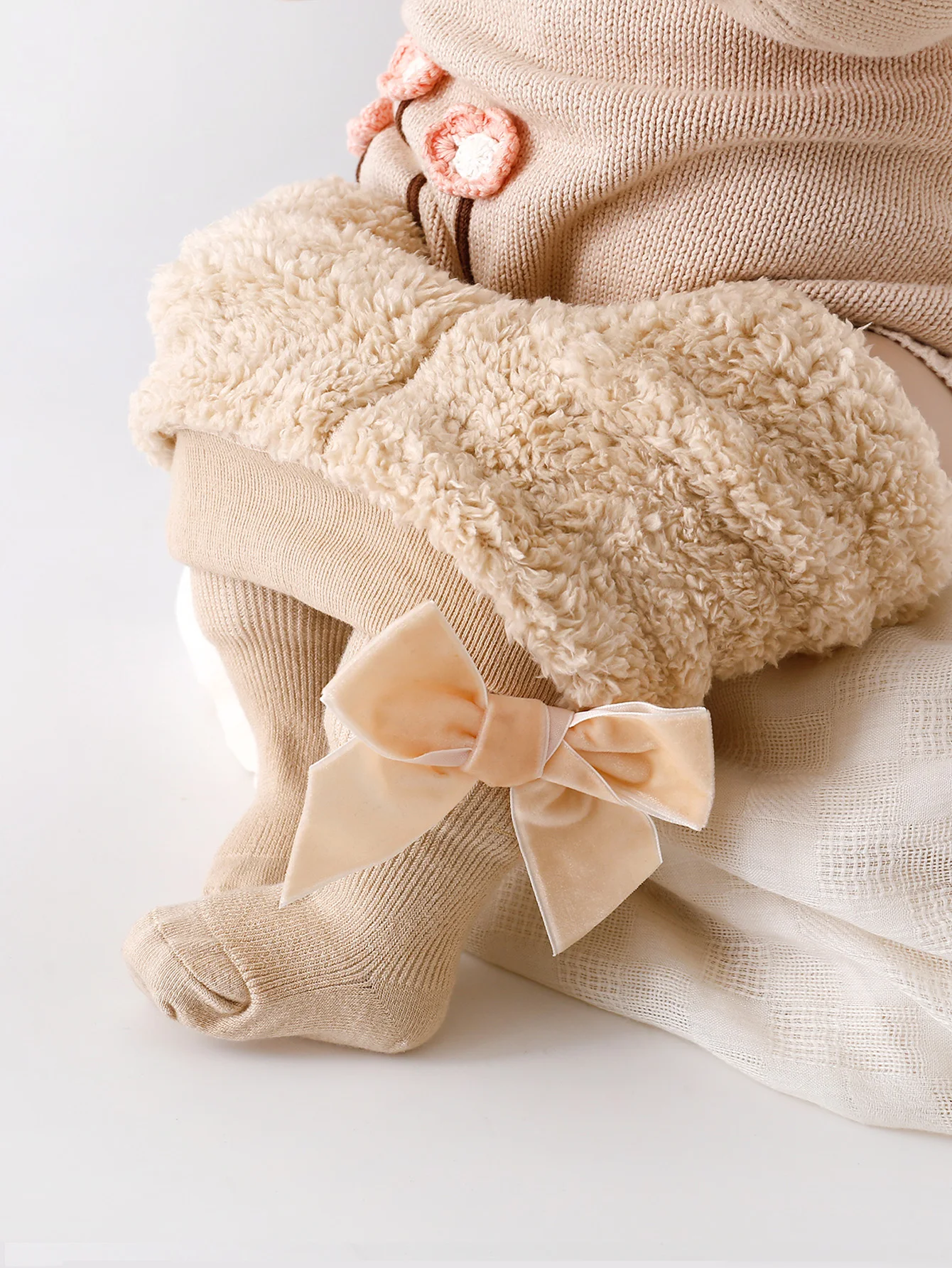 1 Pair of Girls' Thick Casual Cotton Toddler Baby Girls' Pantyhose with Velvet Bowknots, Snowproof and Warm Children's Tights, 0-3 Years Old