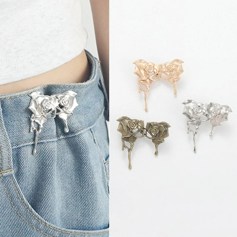 R1we Girl Girl Rose Bugle Metal Button