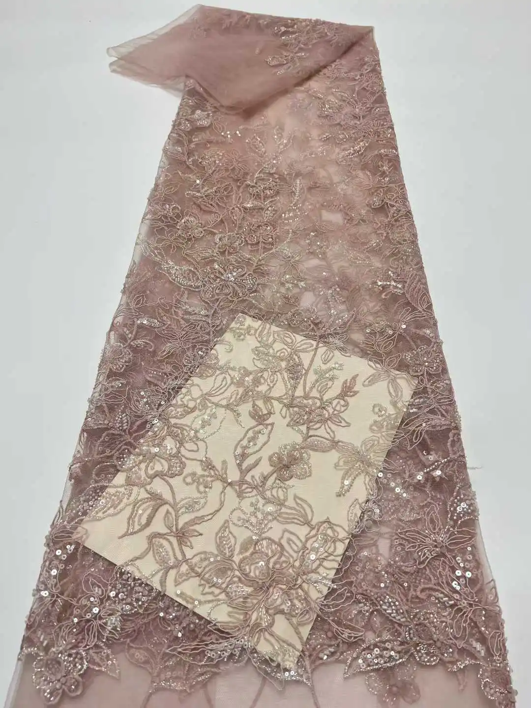 

2025 африканская нигерийская высококачественная тюль с вышивкой блестками, кружевная ткань, 5 ярдов, швейные бусины, камень для выпускных платьев