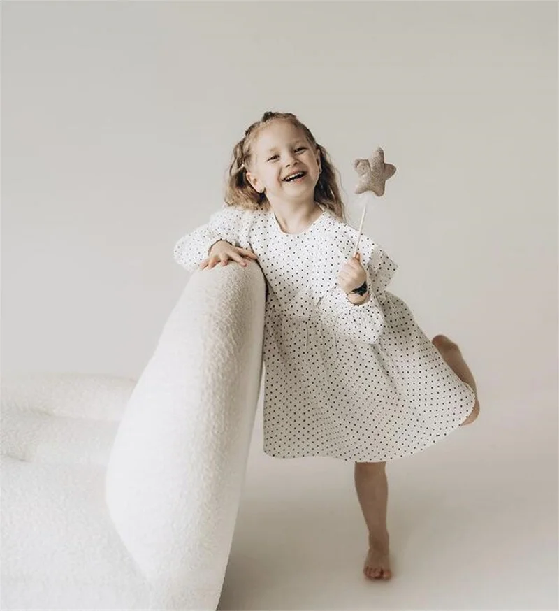 

High Quality Girls Cotton And linen Small Polka Dots Spring And Autumn Flounces Skin-Friendly Dress Playful Princess Dress