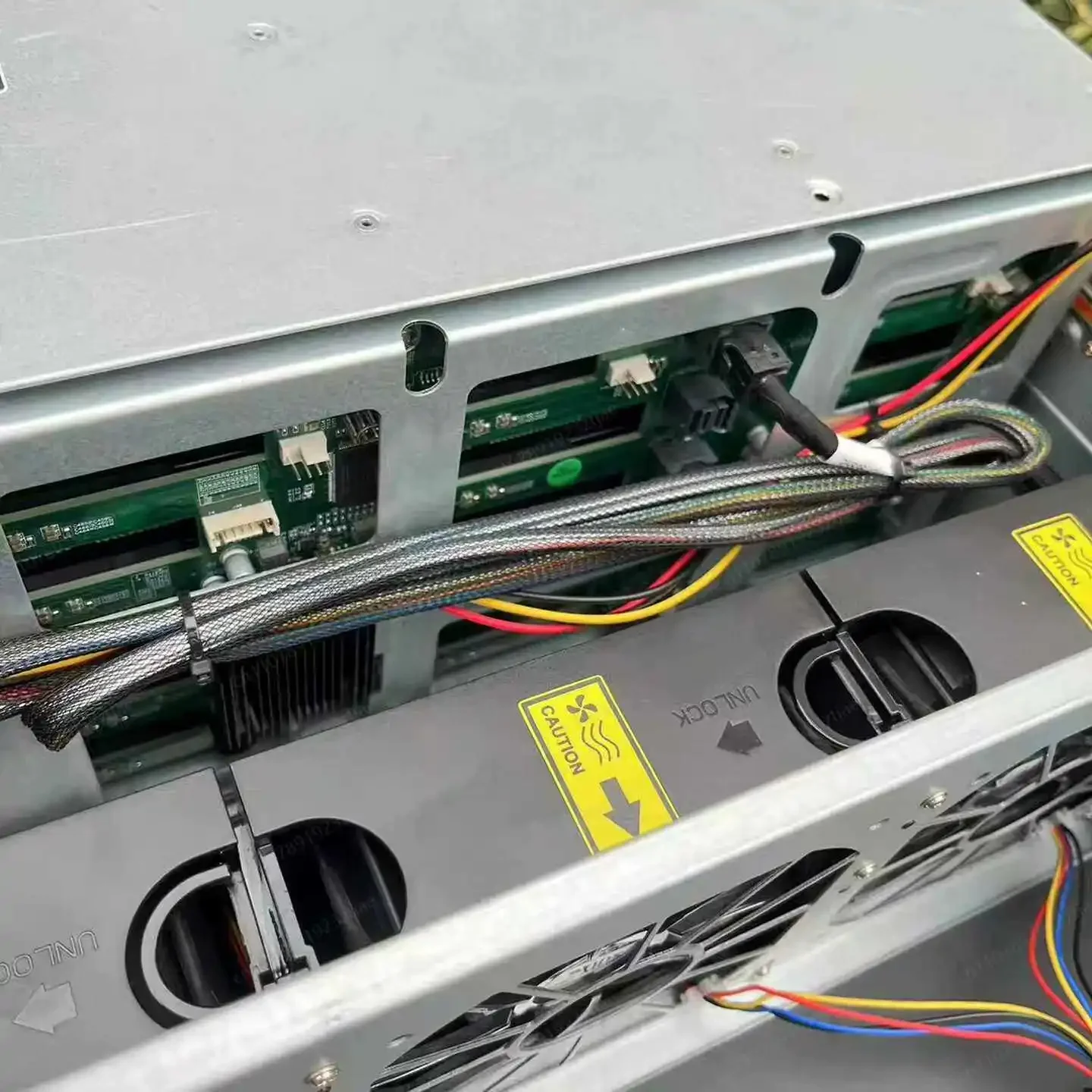 Jmz-4U rack type 24 36 disk position hot 12GB plug-in chassis NAS multi-hard disk cloud storage, used goods
