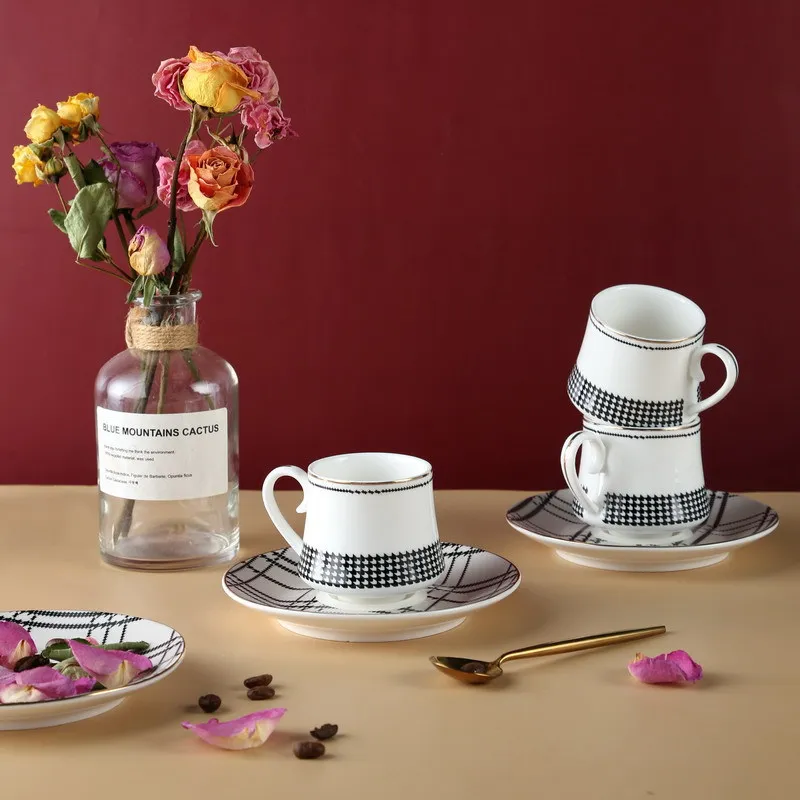 

Ceramic Mini Coffee Cup Dish Ground Sea Breeze Black and White Wave Dot Thousand Bird Grid Cup Gift Box Set