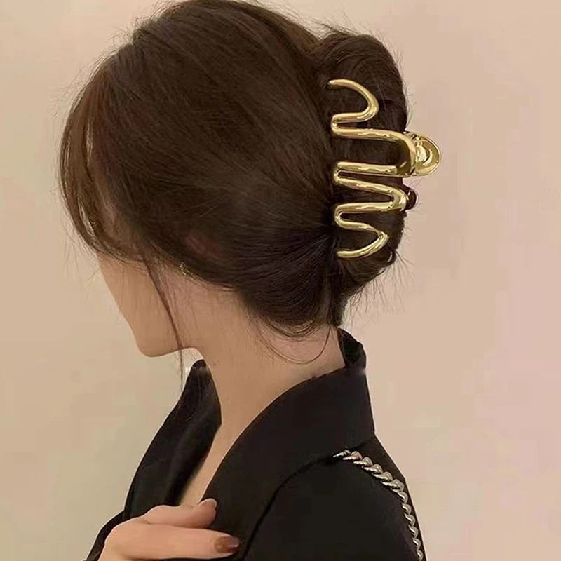 Thick Hair Accessories Geometric Big Shark Hairpin Headwear Trendy Gold Silver Metal Giant Claw Clips for Women