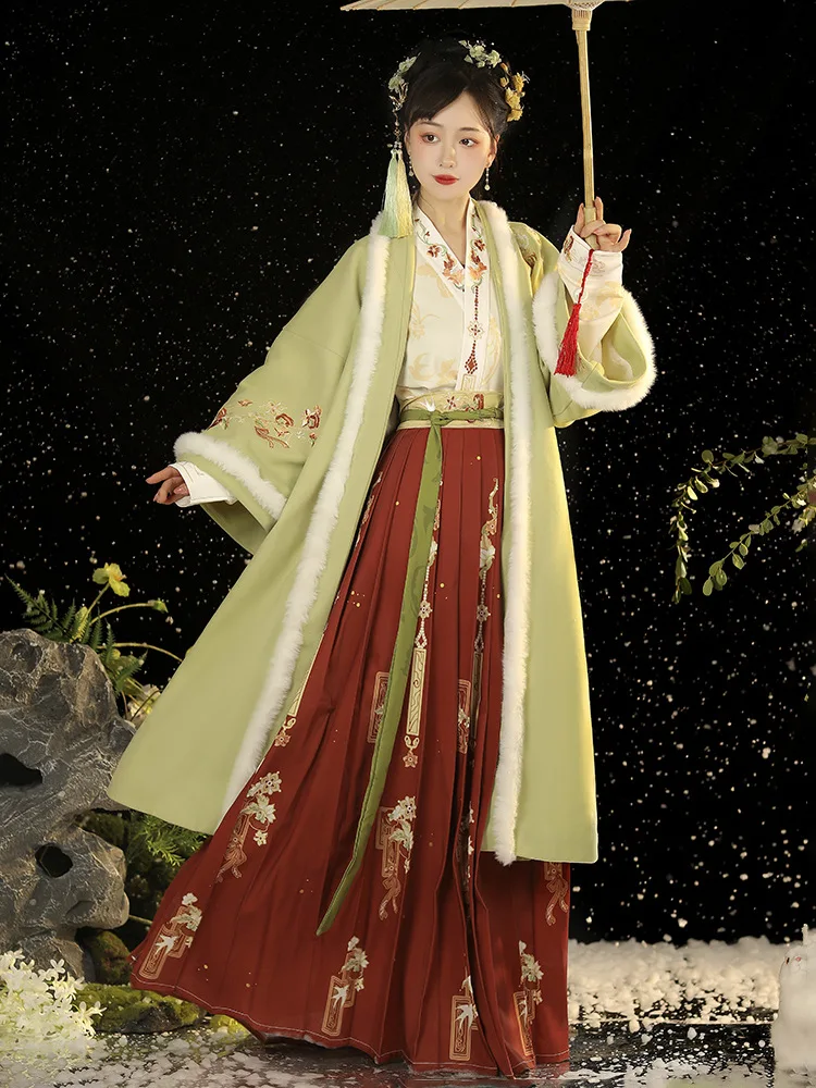 Red Hanfu Women Song Dynasty cappotto lungo fodera con colletto incrociato in vita ricamato autunno e inverno quotidiano