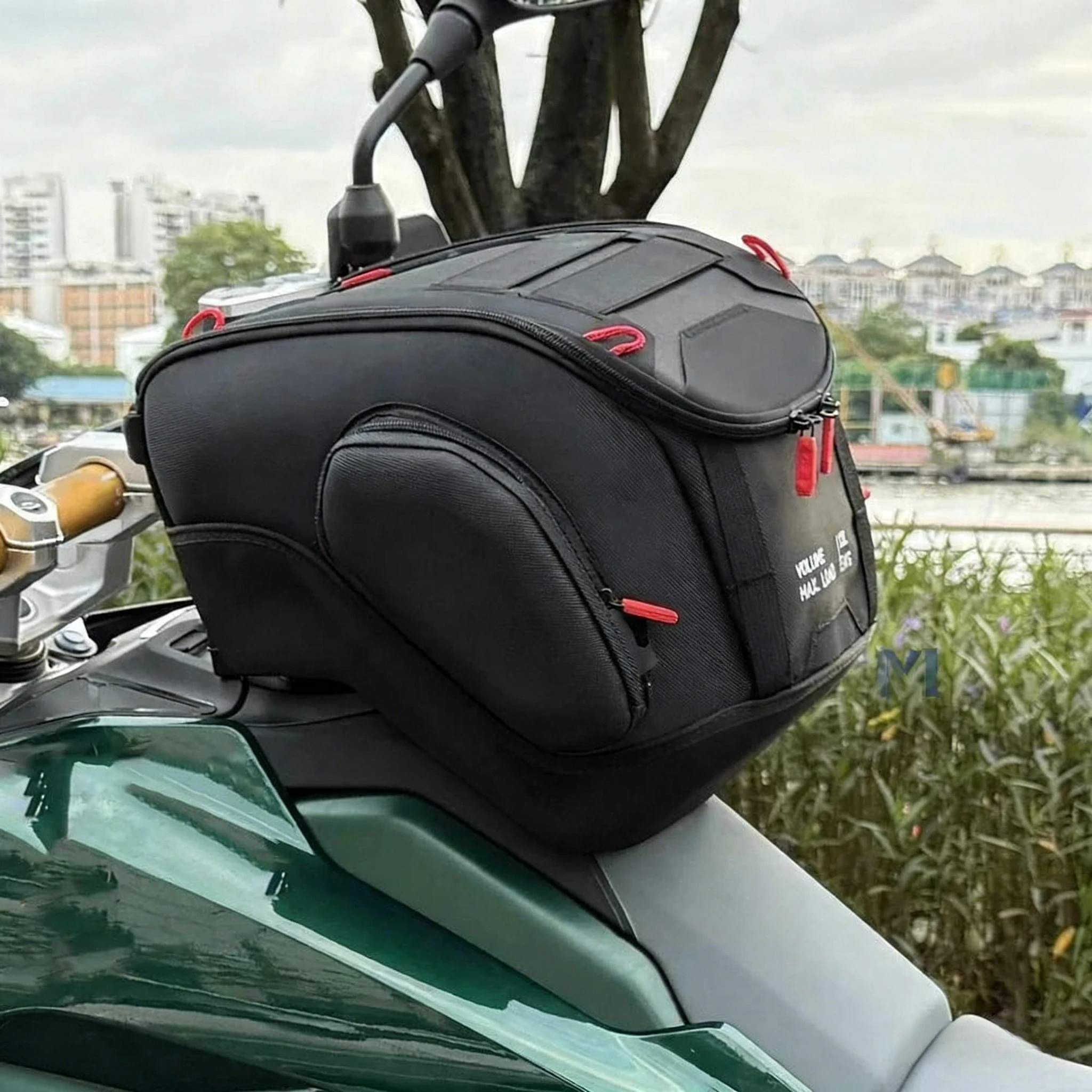 Motorcycle Fuel Tank Bag Waterproof Bag 12L Tool Backpack Portable For BMW R1300GS GS1300 R 1300GS R 1300 GS 2023 2024 2025