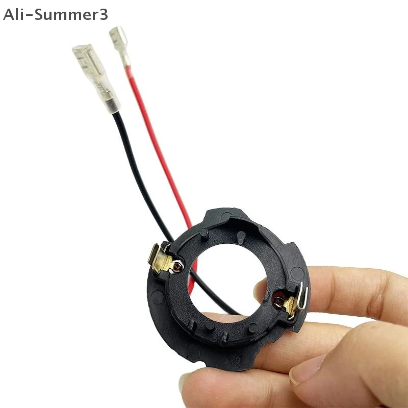 2Pcs Headlamp Socket Adapter For Golf 5 MK5  H7 LED Headlight Bulb Base Holder Retainer Lamp Base Headlight Accessories