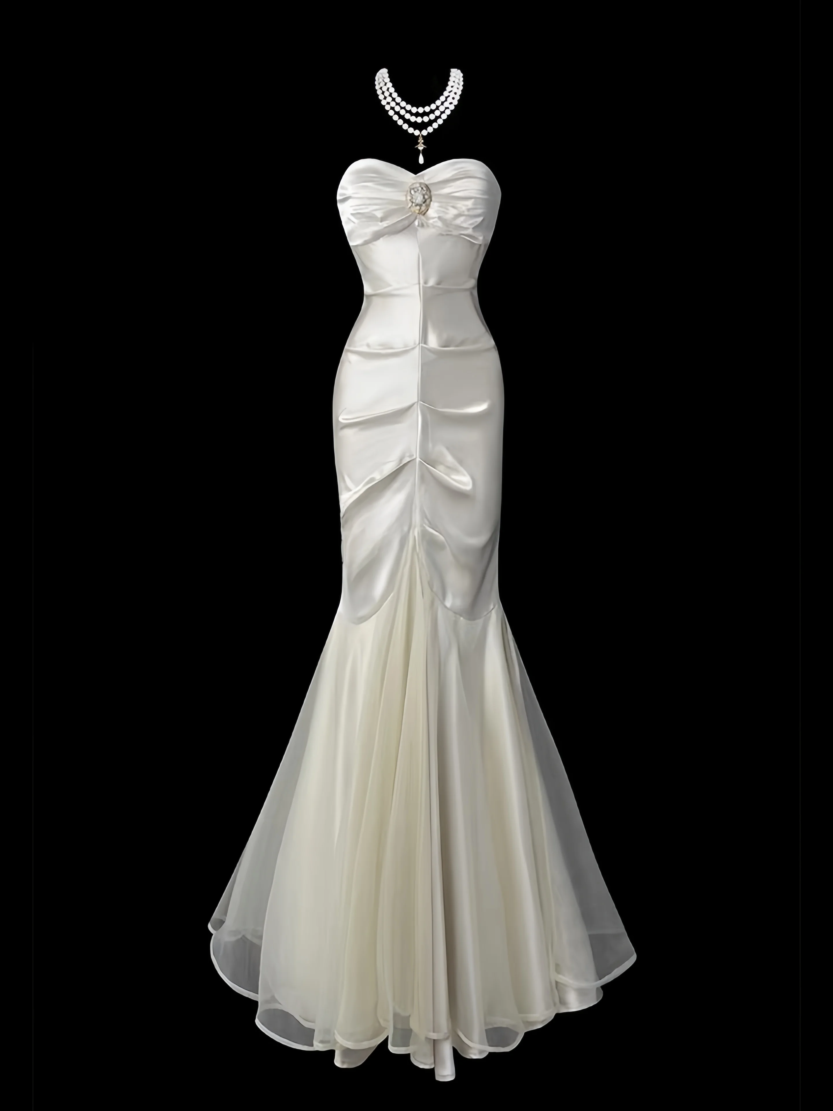 

Gorgeous White Evening Dress Sleeveless Slim Fishtail Satin Strapless Sweetheart Neckline Celebrity Bridal Banquet Gown