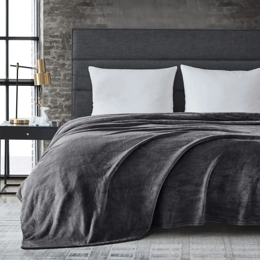 

Soft Queen Size Blanket Warm Fuzzy Microplush Lightweight Thermal Fleece Use Suitable for Queen Full Bed Couch Sofa