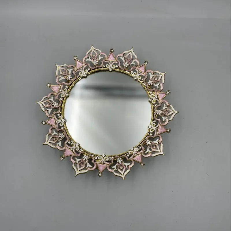 European Simple Modern Metal Mirror Tray Ornament Jewelry Plate Retro Light Luxury Storage Plate for Dining Table Decor