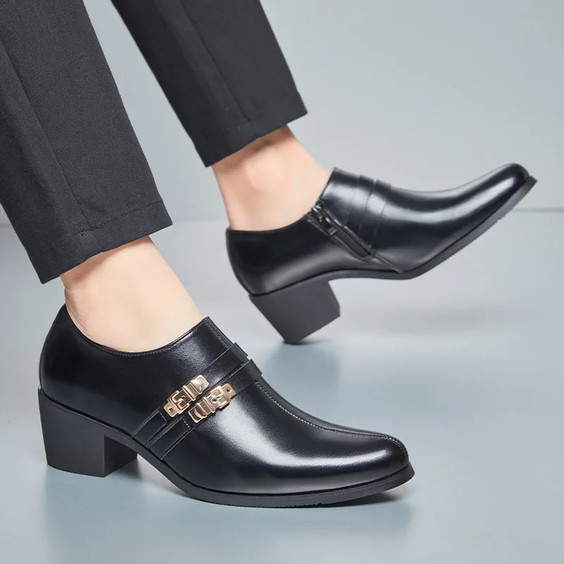 레트로 브라운 남성 정장 신발 지적 발가락 드레스 신발 남자 하이힐 신발 컴포트 가죽 남자 결혼식 신발 zapatos de vestir