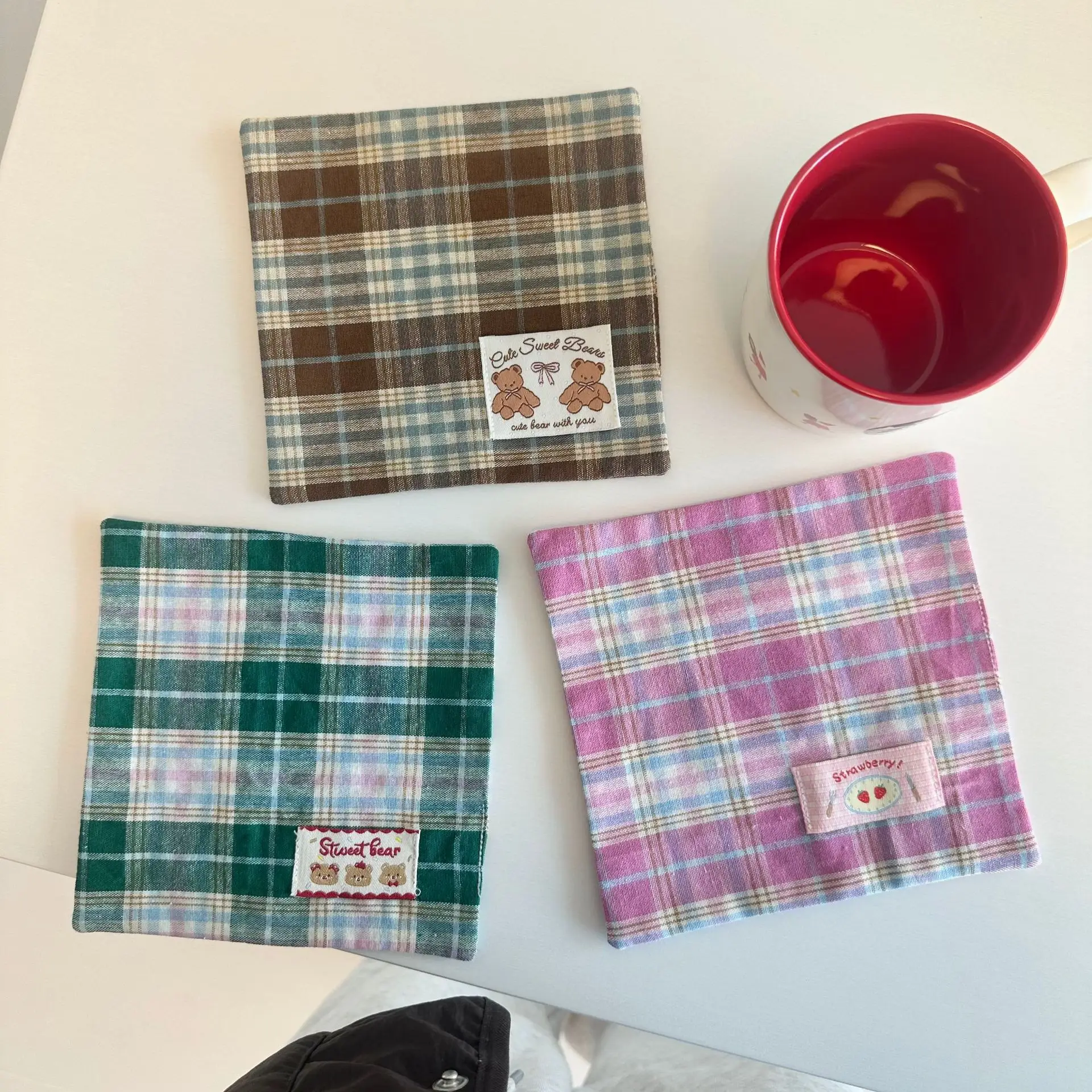 Cute Fabric Coaster Cartoon Bear Patch Square Cup Mat Reusable Heat Resistant Drink Coaster Table Protection Coffee Mug Coasters