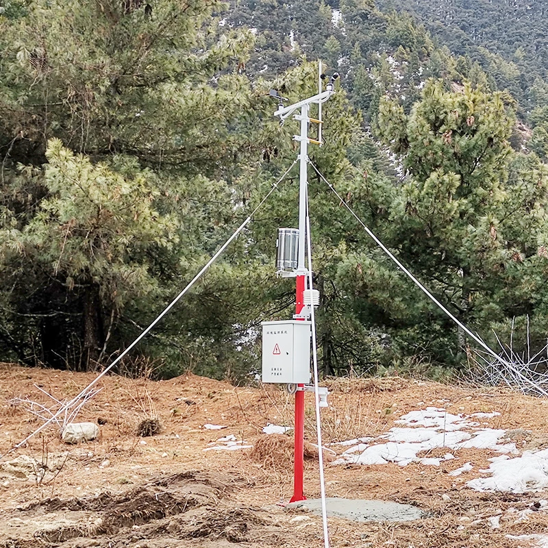 4G wireless forest fire warning and monitoring station in extremely cold plateau areas