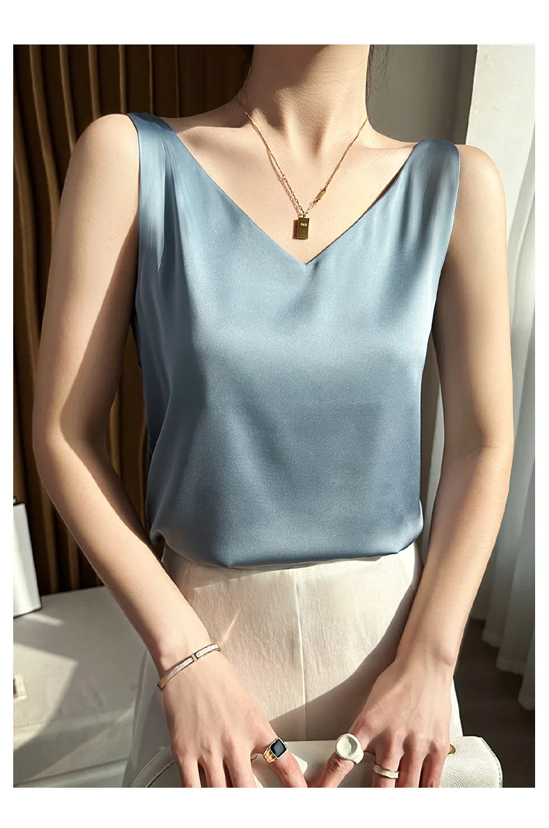 Seidensatin-Damen-Tanktop mit doppelter Schulterpartie, V-Ausschnitt, ärmelloses Top, T-Shirt, elegantes Crop-Top, solide, lässig, Basic, 2025, Sommer – Detail 27