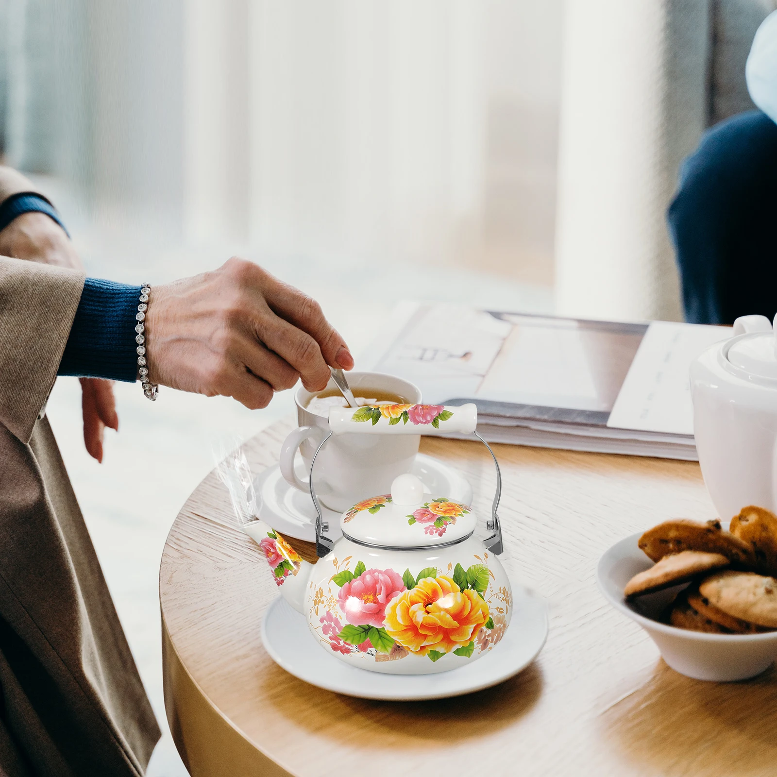 

Enamel Tea Stovetop Kettle Home Accessories Daily Use Coffee Kettle Insulated Handle Retro Practical Large Caliber Spout Safe