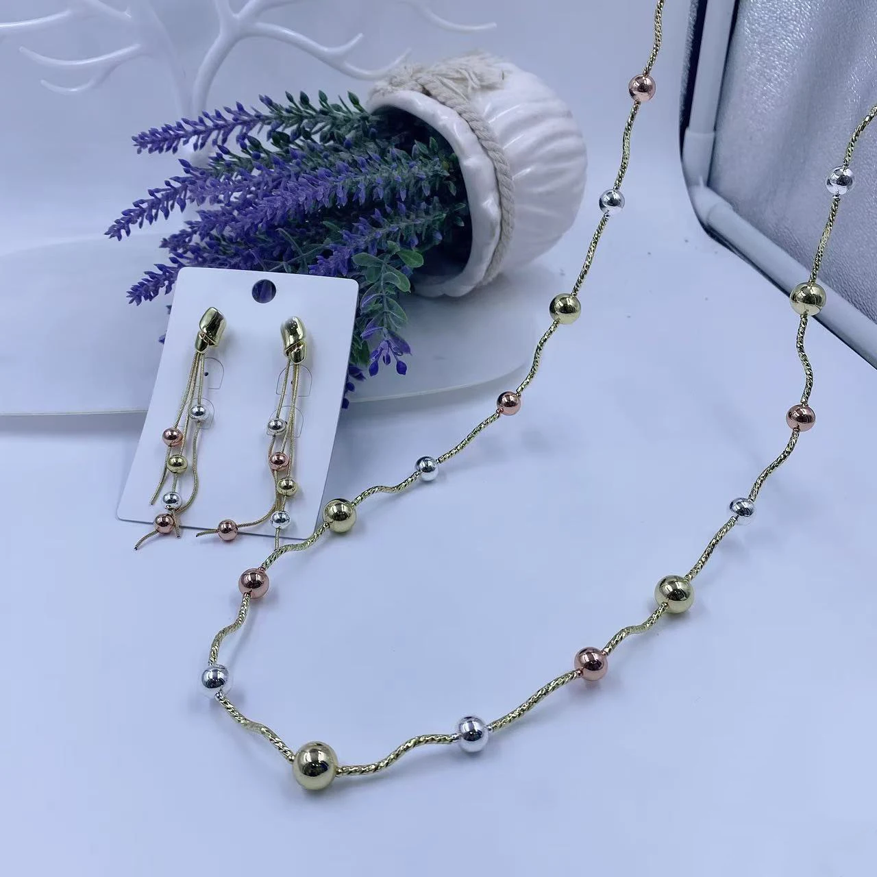 Stylish Pearl Beads Necklace Women 2026 New Fashion Ladies Long Chain Necklace Female Street Jewelry High Quality