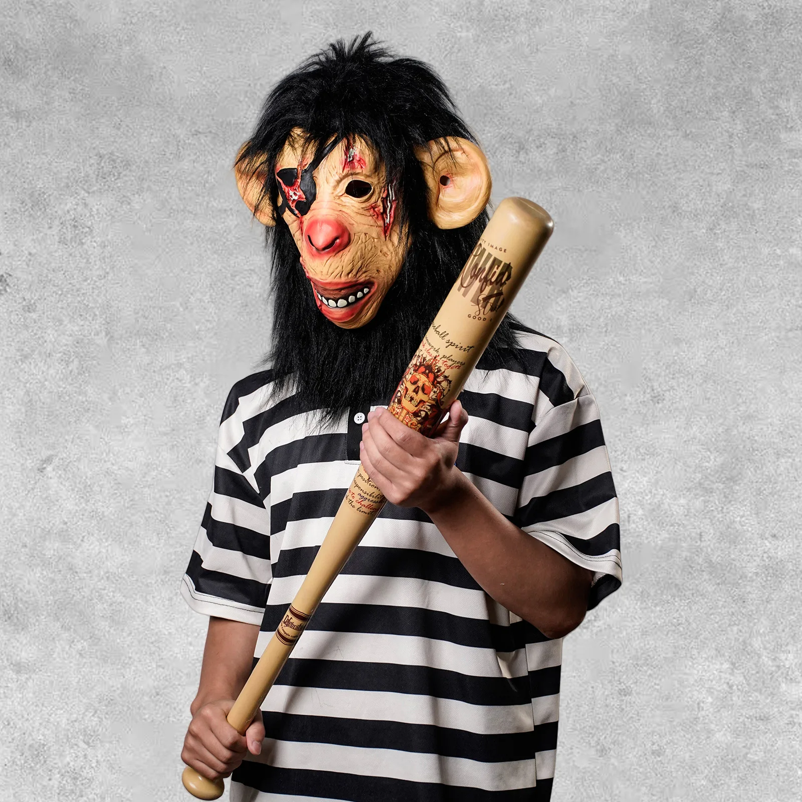 

Одна дышащая и прозрачная латексная маска для розыгрышей и украшения на Хэллоуин.