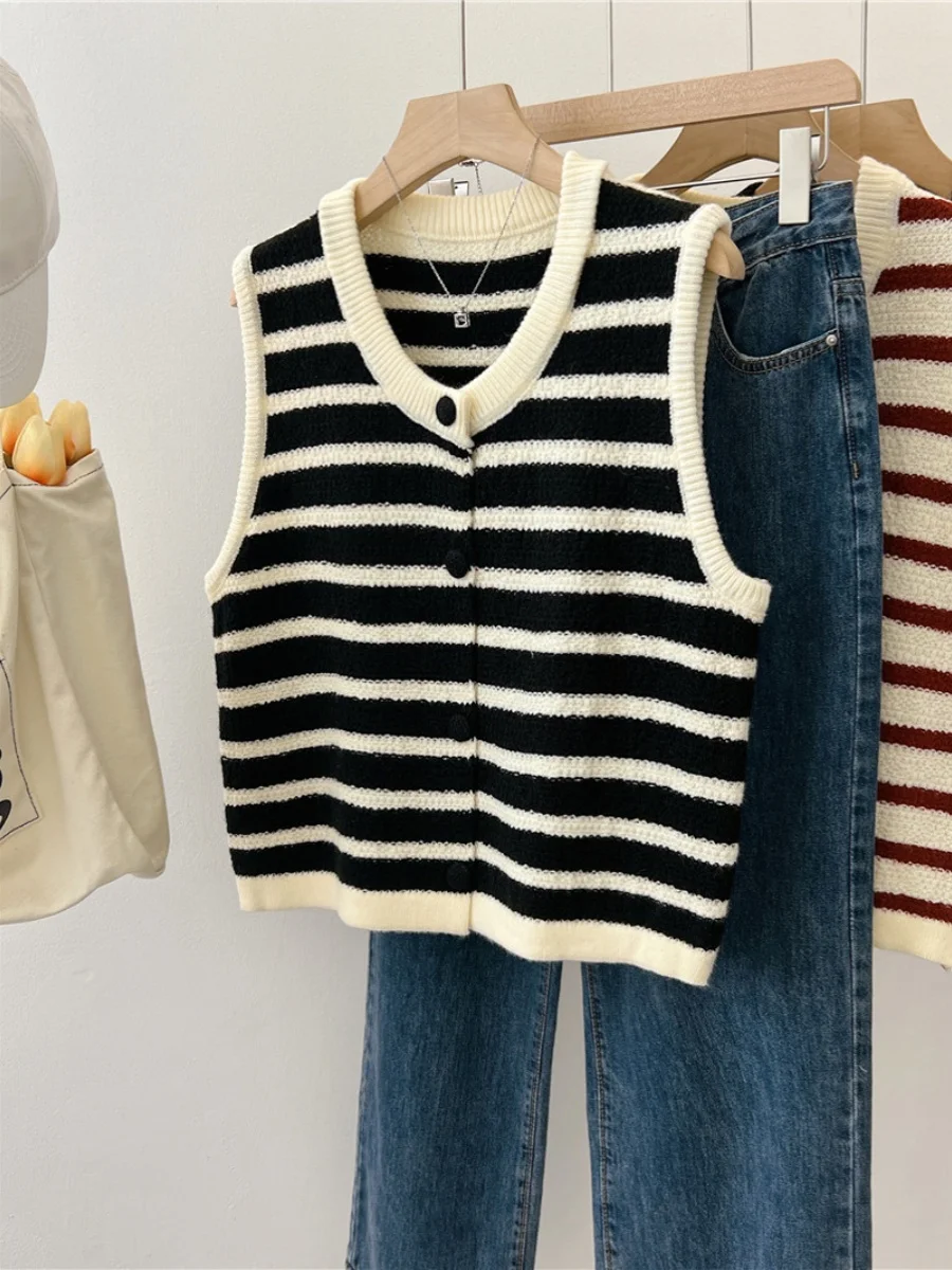 Striped Knitted Vest Sweater Women Autumn Winter Loose Elegant Single Breasted Cardigan Fashionable V-Neck Sleeveless Top Coat