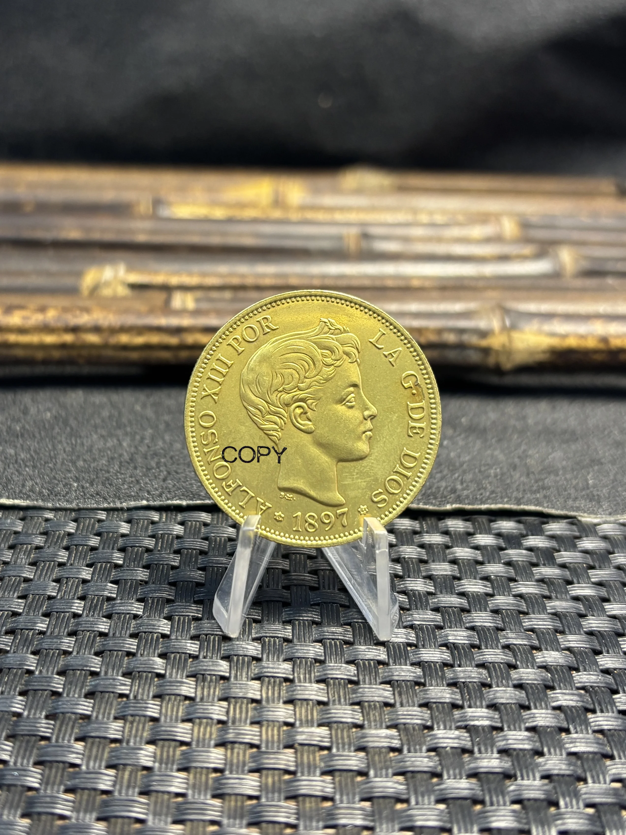 España 1897 100 Pesetas Alfonso XIII Copia de Moneda Conmemorativa de Metal Dorado y Latón para Colección