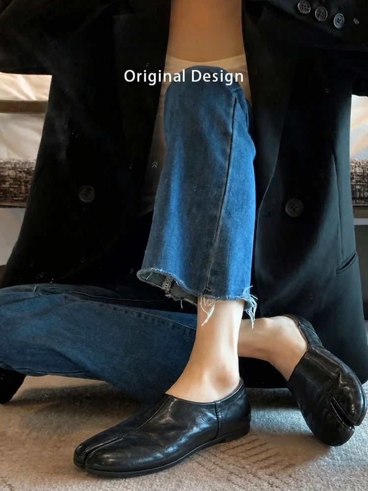 

Elegant Retro Split-Toe Deep-Cut Single Shoes Women's Black Inner Heightening round Head Slip-On Buckle Shoes Leather Inner