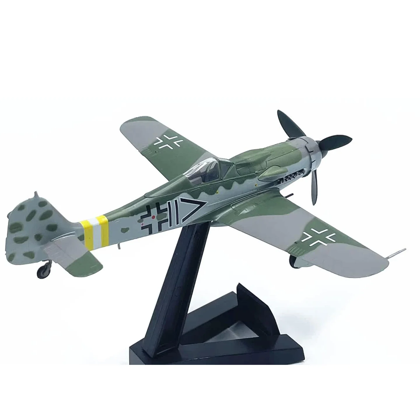 

Spot 37264 1:72 WW2 German FW190D-9 fighter static finished model (out of print)