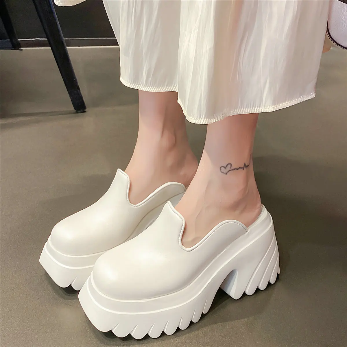 

2023 Wedding Party Slippers Women Genuine Leather Super High Heels Mules Female Summer Round Toe Platform Pumps Casual Shoes