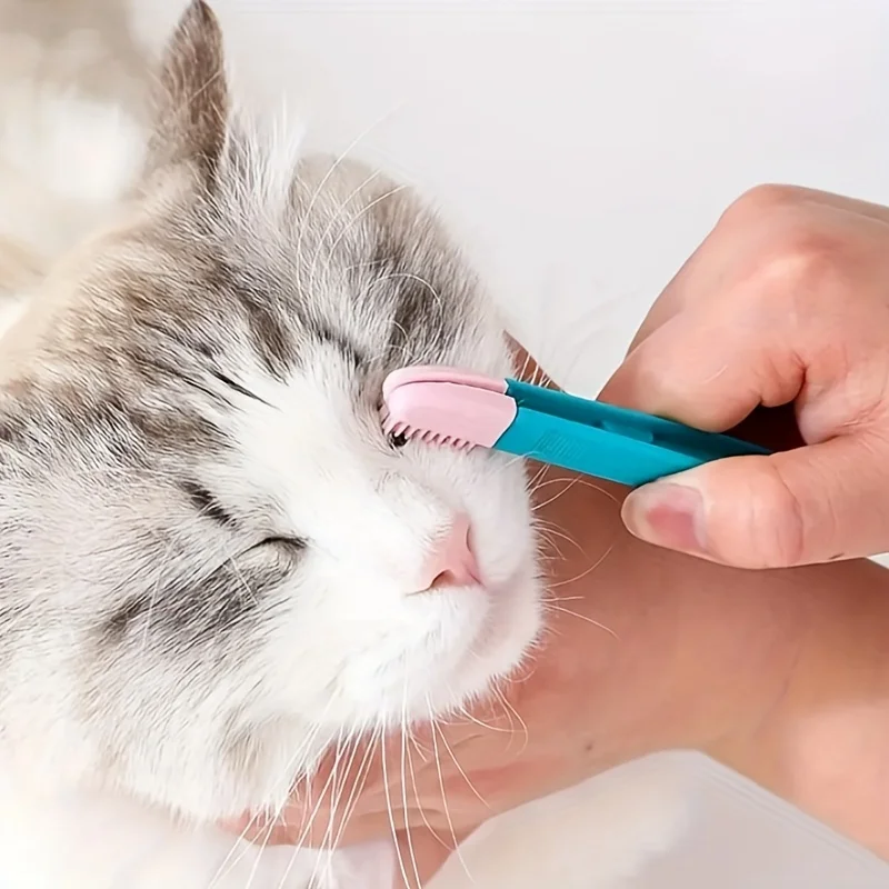 Cat and dog tear stain cleaner, eye cleaning kit with soft brush and clips