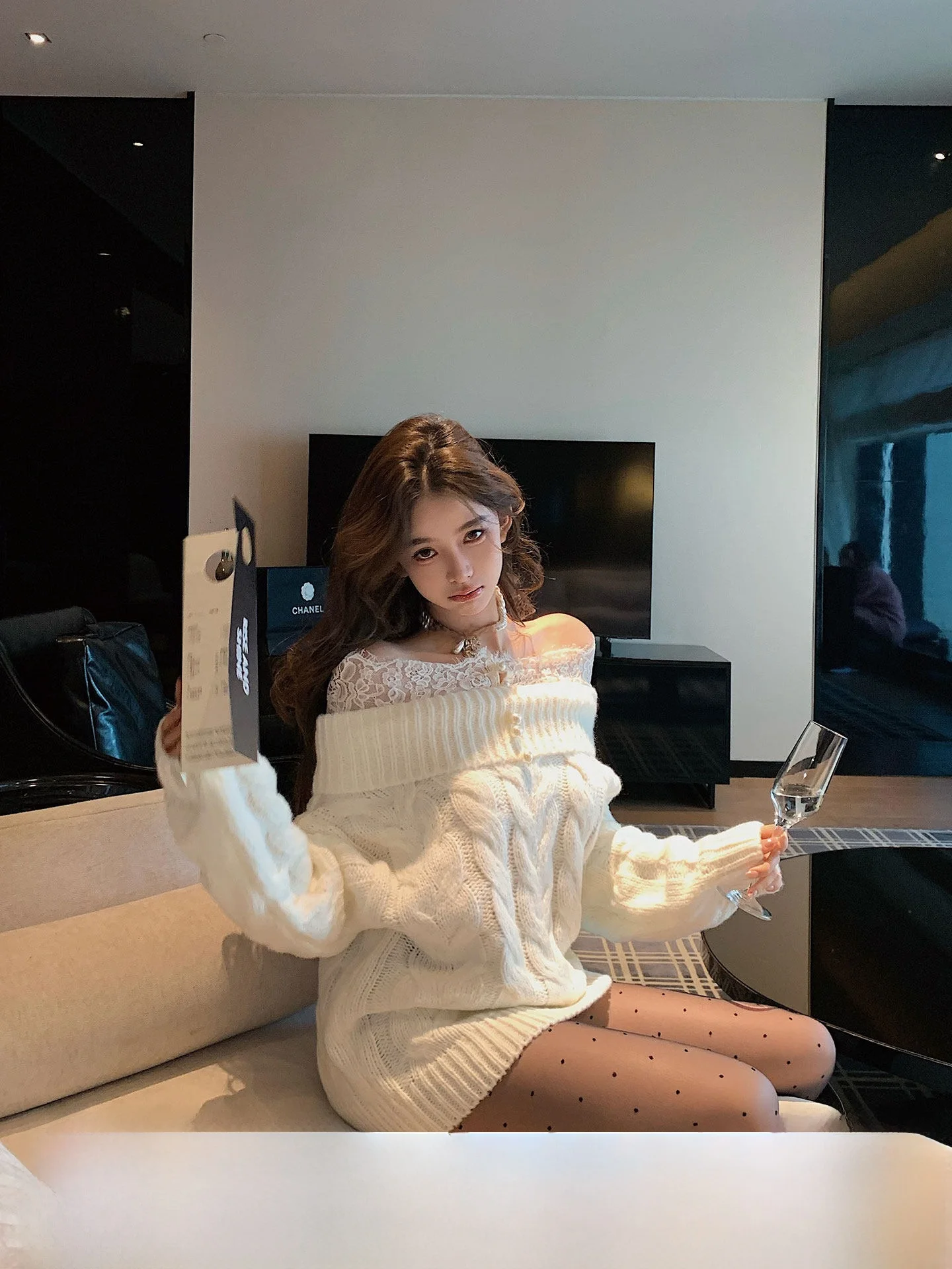 

Pure Desire Autumn Winter Knitwear One oulder Tassel Embellied Lace Splicing Casual Sle Women's Long Sve Sweater