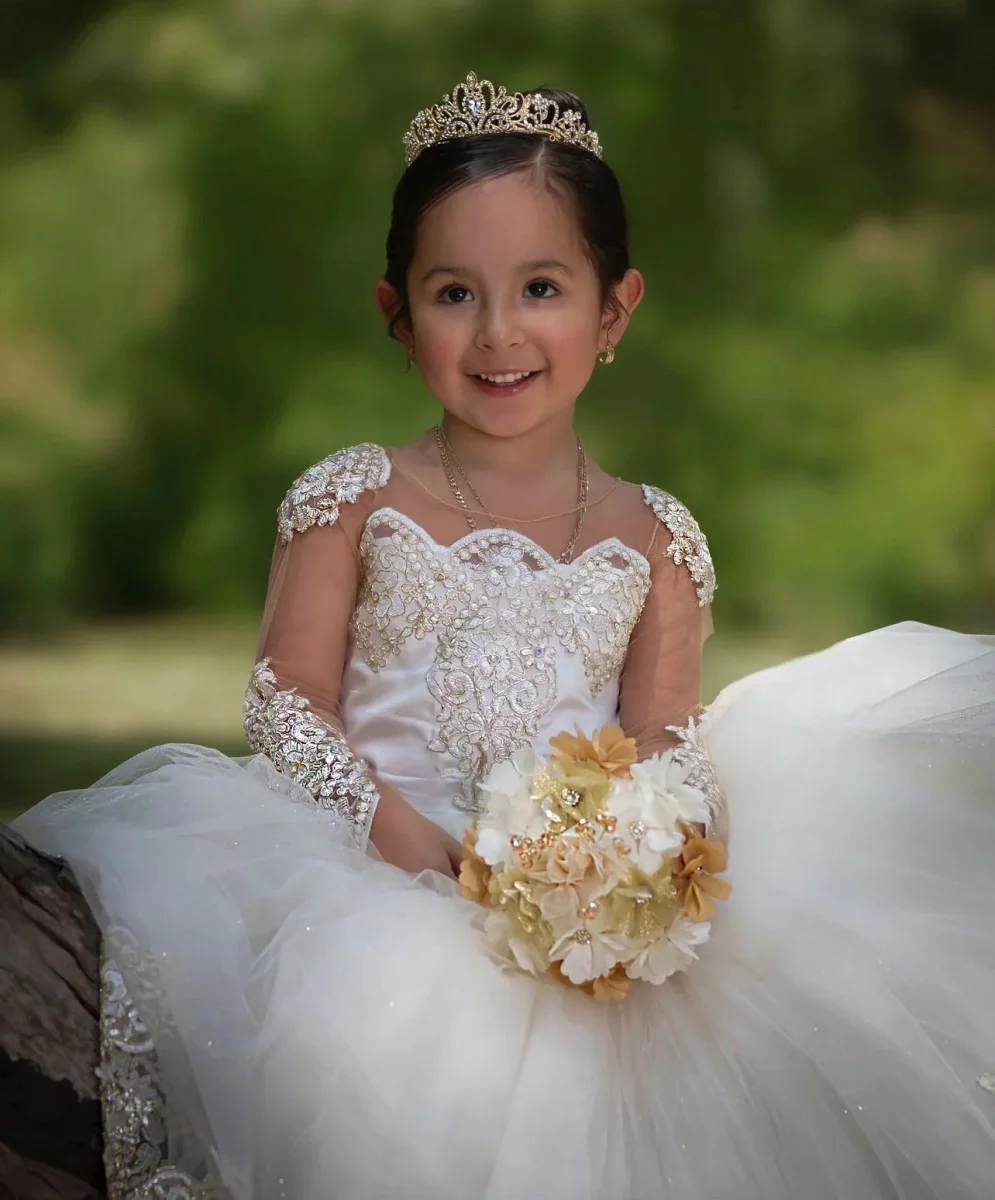 Hochwertiges Weißes Blumenmädchenkleid mit Langen Ärmeln, Tüll, Flauschiger Spitzenapplikation für Mädchen, Hochzeit, Geburtstag, Erstkommunion, Ballkleider – Detail 1