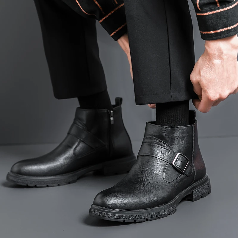 Zapatos casuales de cuero para hombres Otoño e Invierno estilo superior alto Fiesta de moda al aire libre Botas de negocios y de oficina diarias Negro Nuevo Caliente