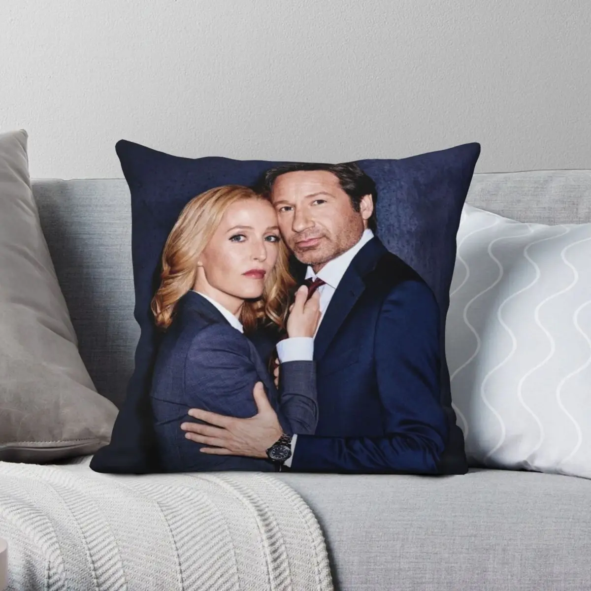 Gillian Anderson David Duchovny Pillowcase Polyester Linen Velvet Pattern Zip Decor Throw Pillow Case Room Cushion Cover 45x45