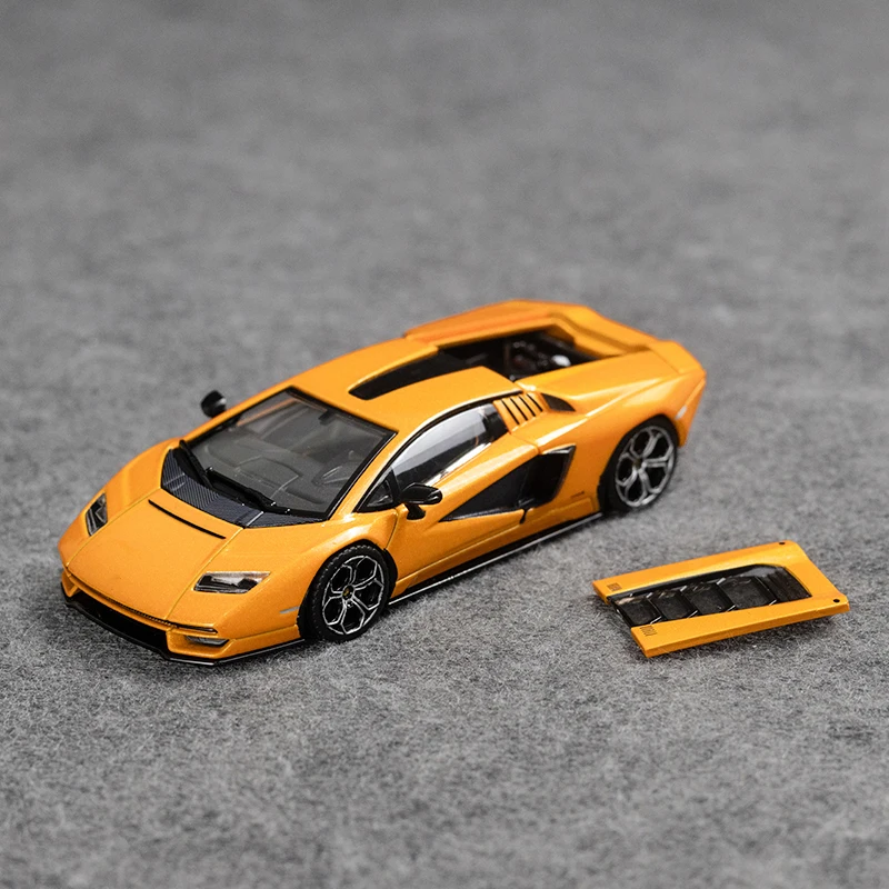 HH Toys 1:64  SVJ LPI800 Supercars Alloy car model