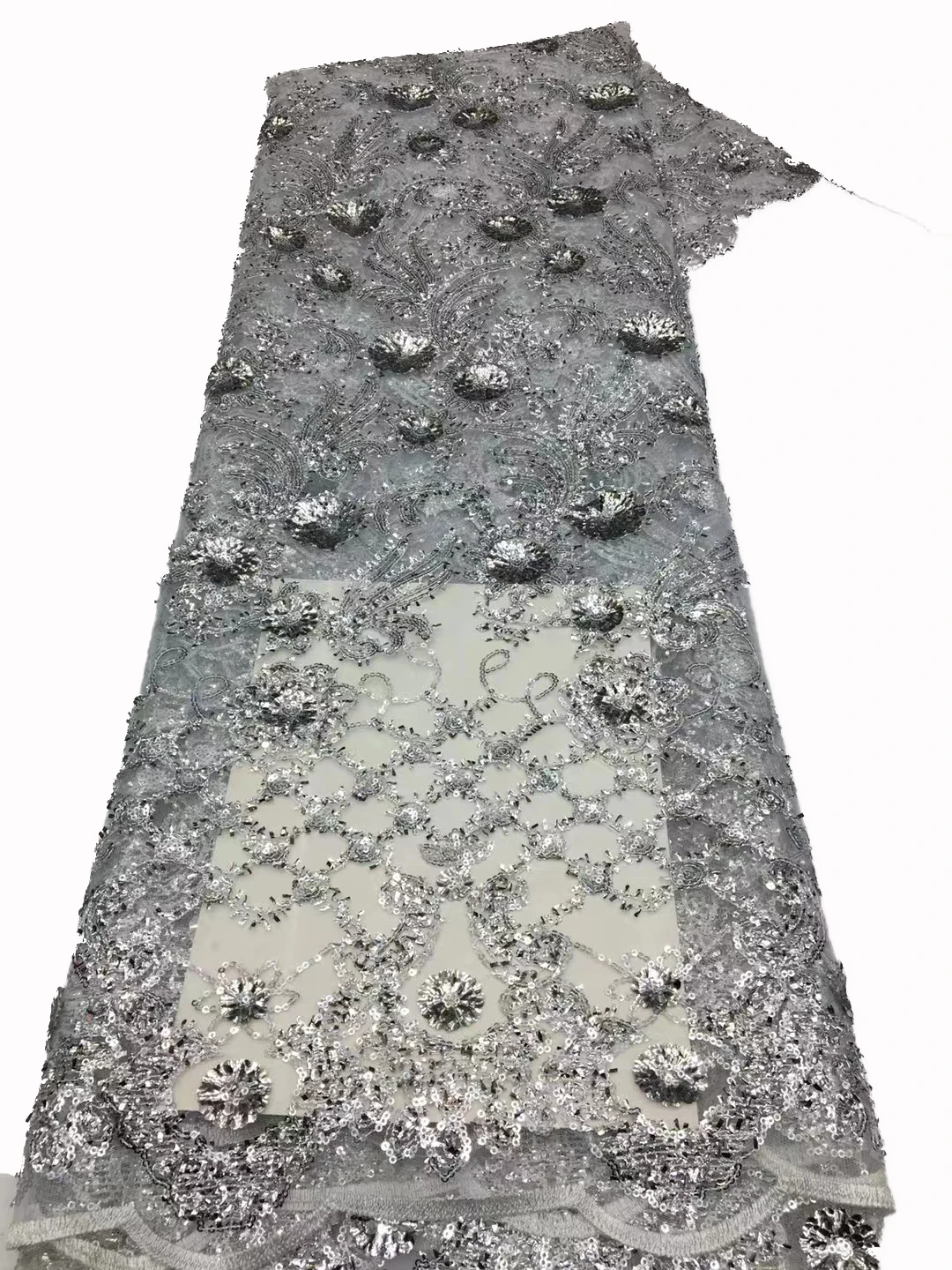 

Europe and the United States new fashion sequins two-color embroidered lace, tulle lace embroidered high-end party dresses 5 yar