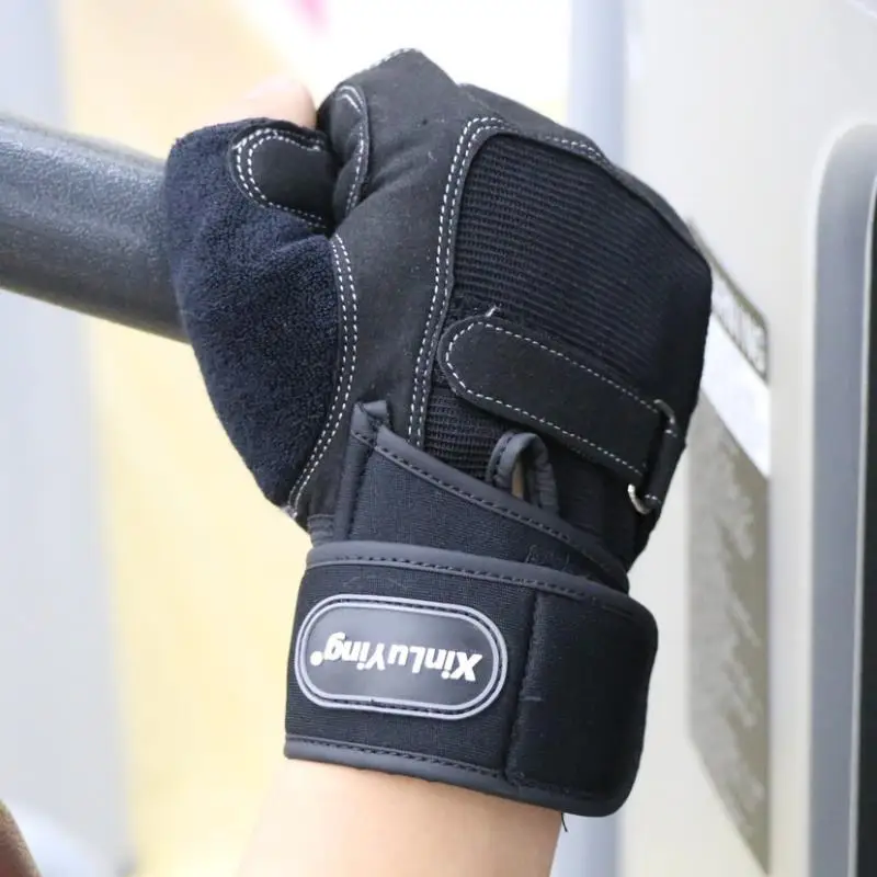 1 Pair Breathable Half Finger Weightlifting Gloves Professional Men Women Wearproof Dumbbell Workout Gloves Anti Slip Gym Gloves