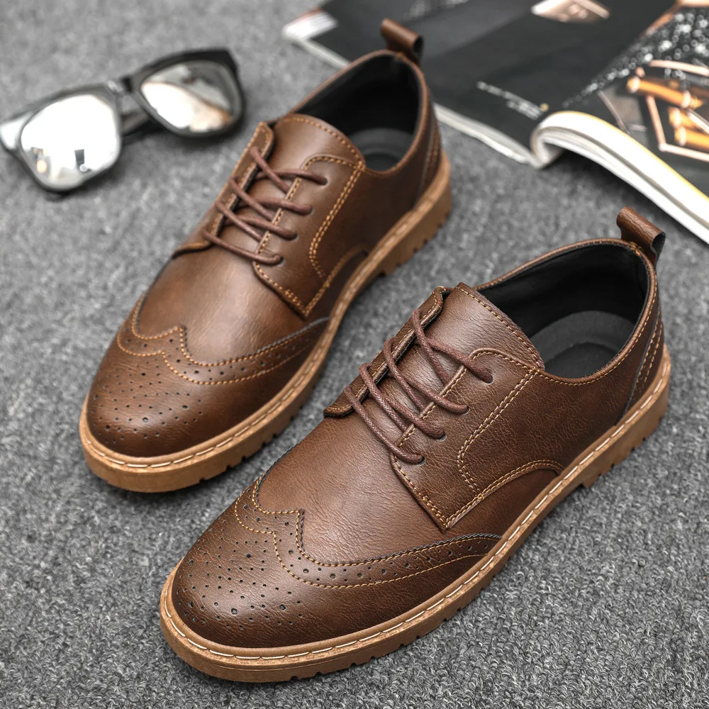 Men Brogue British Casual Dress Shoes Male Gentleman PU Leather Footwear Semi-Formal Men Loafers Thick Sole Party Zapatos Hombre