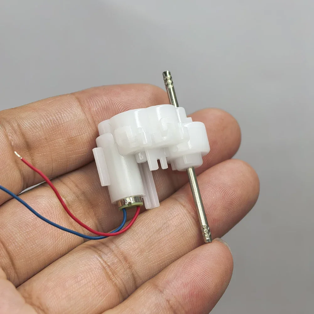 

Tiny Coreless Gear Motor DC 1.5V-5V 3V 3.7V 390RPM Dual Shaft Gearbox Reduction Motor DIY Hobby Toy Car
