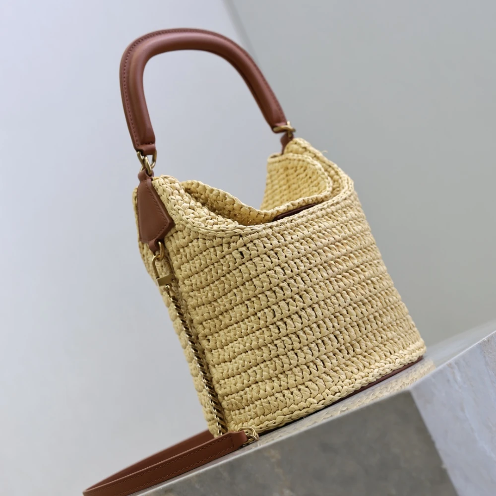 

2025 Luxury Genuine Leather Designer Bag Large Capacity Black Bucket Bag Simple Style Women Famous Brand Shoulder Bag