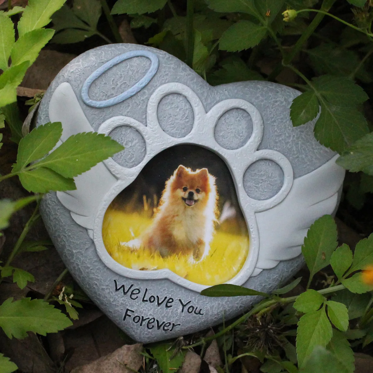 

Pet Memorial Stone - Resin Dog Grave Marker, Heartfelt Tribute for Beloved Pets