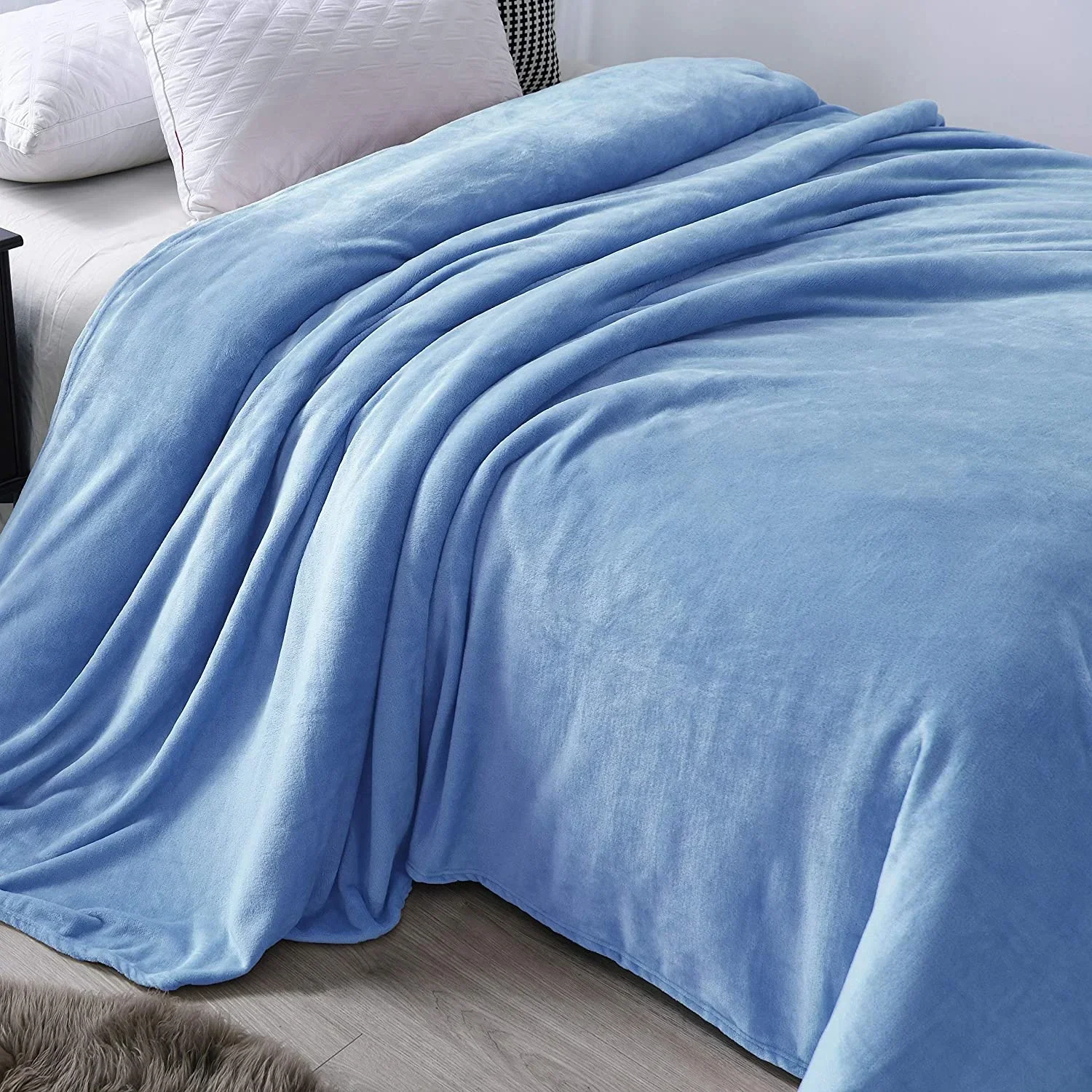 Lowest Price 150*200cm Winter Softest Bed Set Velvet Custom Blankets