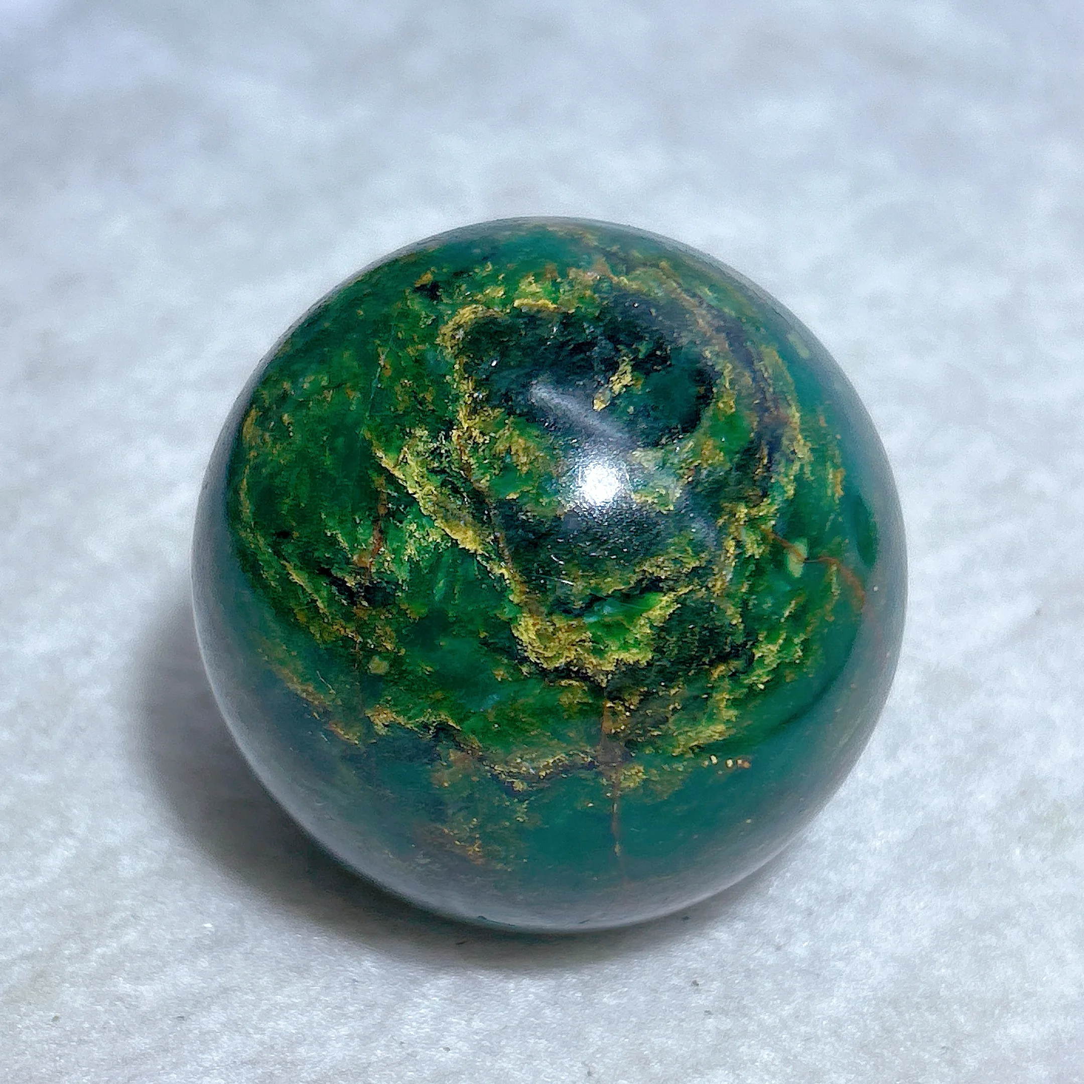 Natural Crystal Emerald Sphere Polished Ball High Quality Healing Gemstones Mineral Energy Stone Reiki Home Decorations Gift
