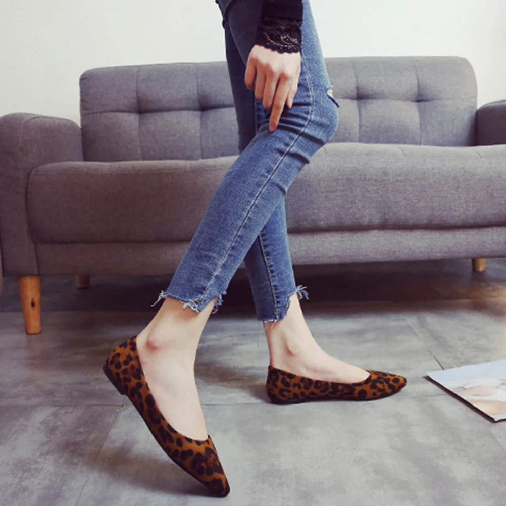 

Коричневые леопардовые женские туфли на плоском каблуке, размер 38, модные удобные дышащие туфли на плоской подошве с острым носком для повседневной носки