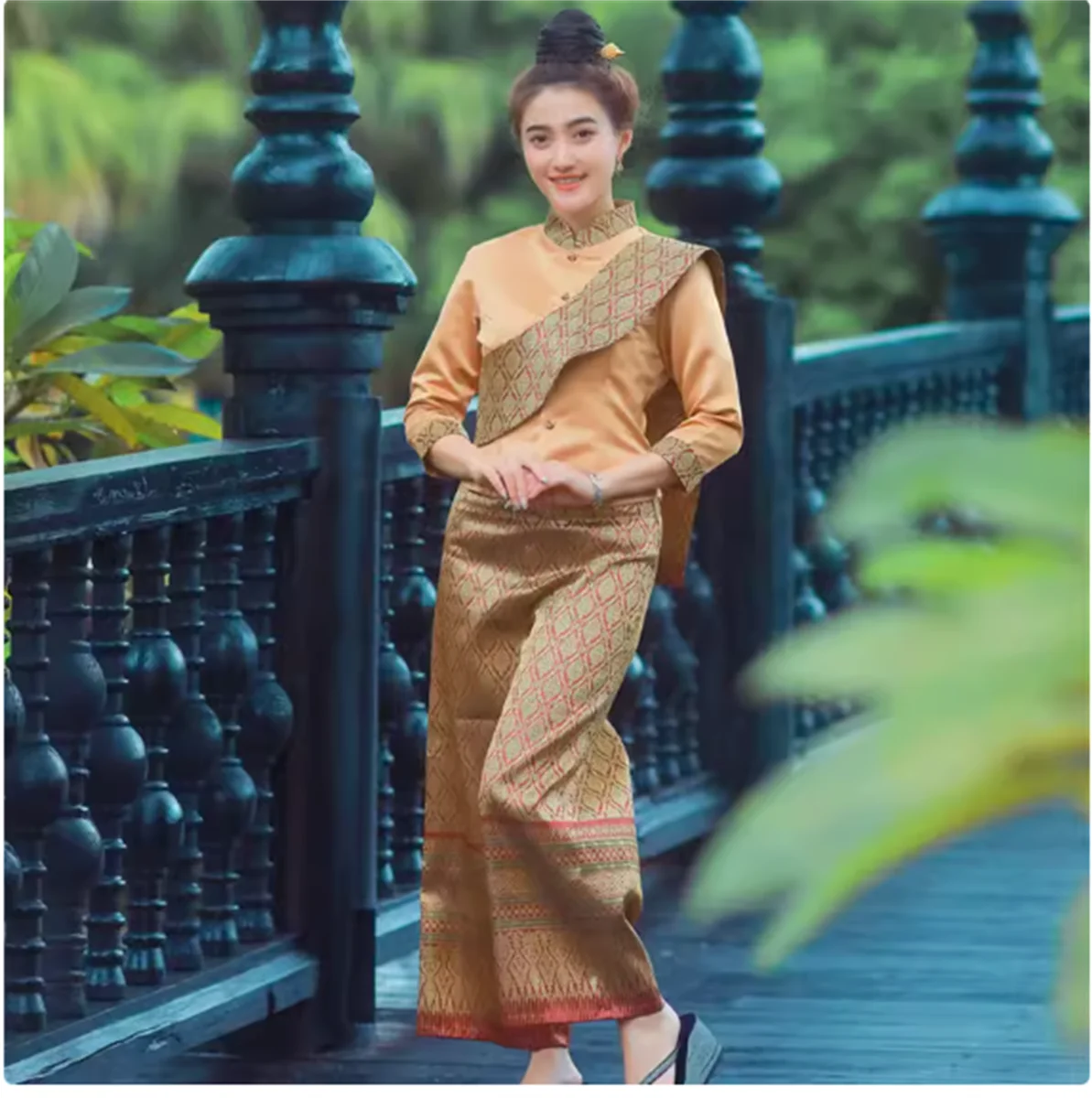 

Sabali Thai style beauty salon work clothes Southeast Asia Thai star hotel manager clothes