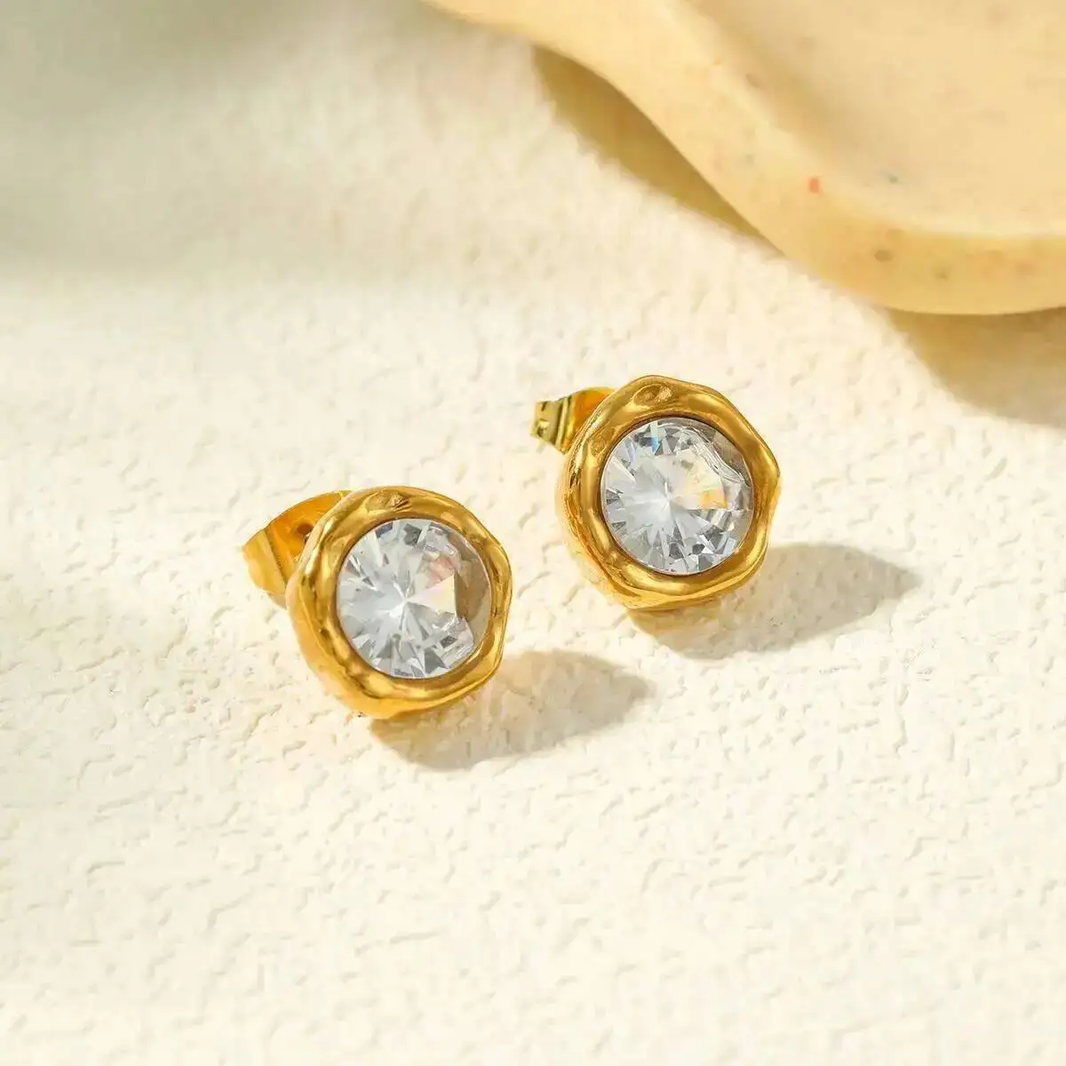 

PuRui Chic Shining Zircon 18K Gold Plated Stud Earrings for Women Luxury Stainless Steel Small Round Earrings Ear Accessories