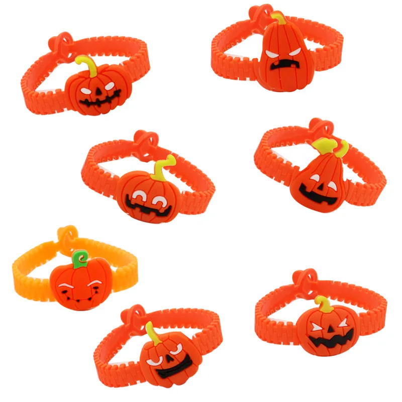 

2021 Happy Halloween Cartoon PVC Pumpkin Silicone Wristband Party Birthday Decorations Kids Favors Baby Shower Decor Supplies