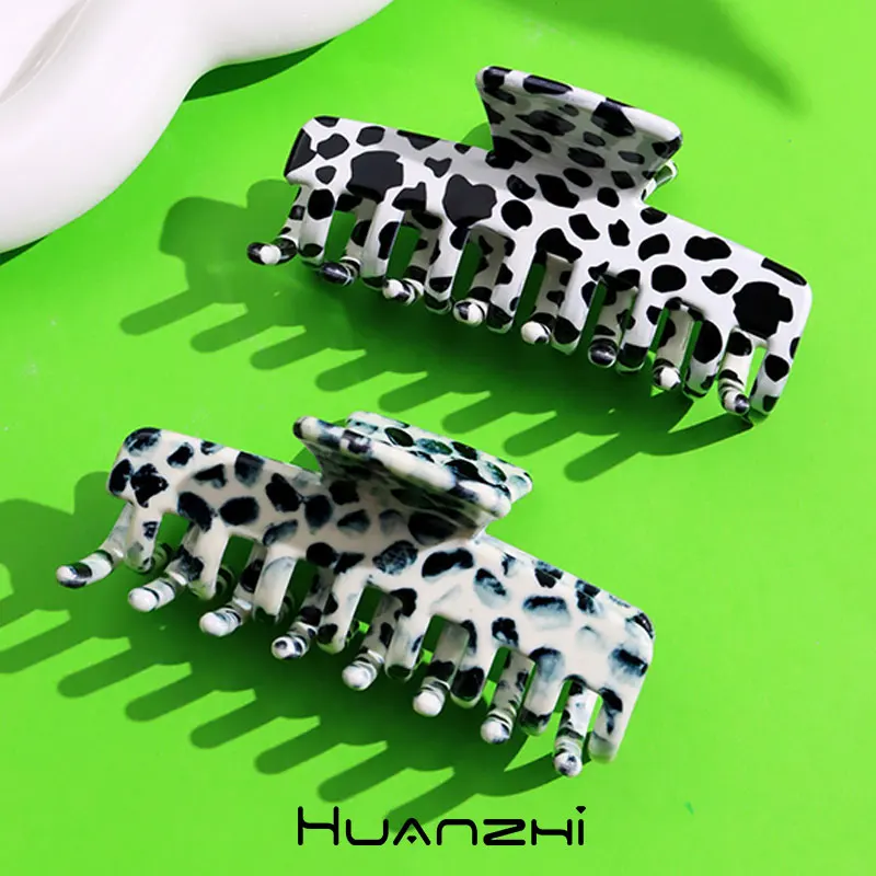 Black White Milk Pattern Irregular Rectangle Resin Hair Claw for Women Girl Trendy Makeup Jewelry HUANZHI 2024 NEW Headwear
