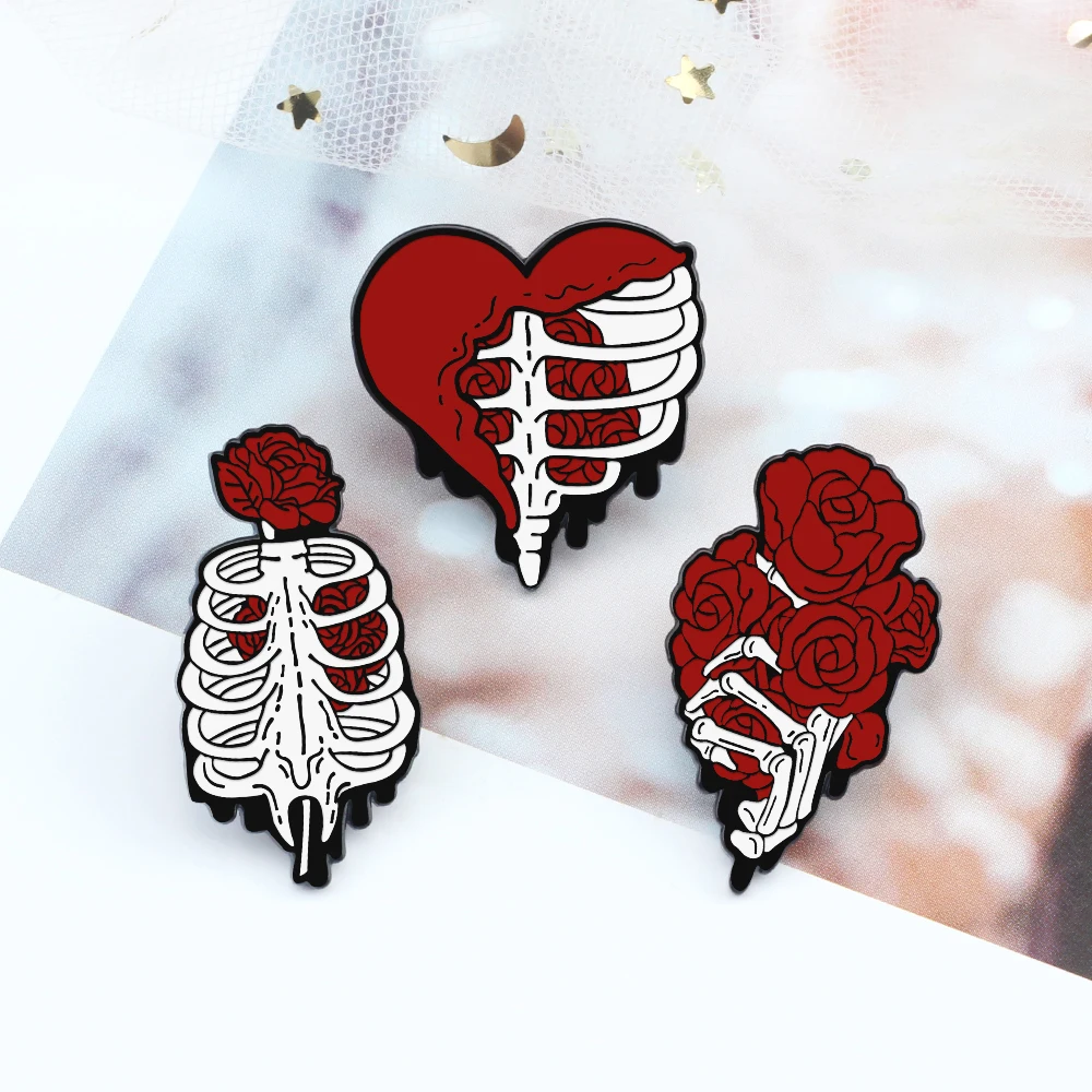 A True Love!Romantic Red Rose Enamel Pins Heart Skeleton Roses Hold on Hand Brooches Denim Lapel Badges Jewelry Gifts for Lovers