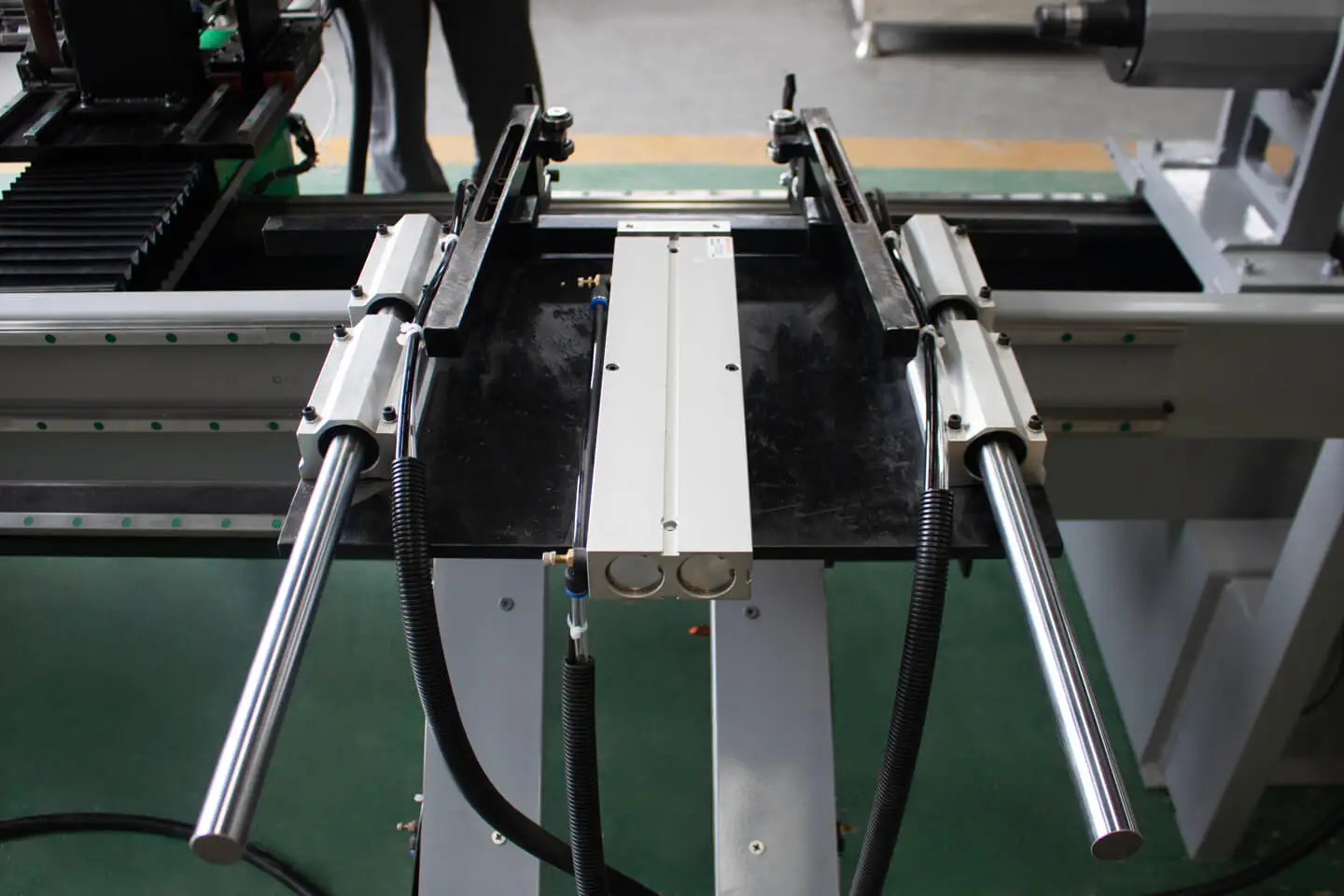 Cnc Wood Lathe BCM15030 with High Quality and Best After Sale Services Hot Sale Cnc Wood Lathe Automatic