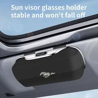 Para Ford Mustang soporte para gafas de sol de coche, visera ABS estuche para gafas Clip textura de fibra de carbono visera de coche caja de almacenamiento para gafas