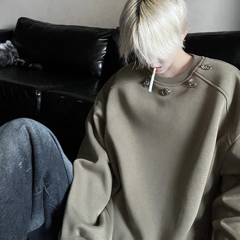 

Design Sense of Niche Rivets Round Neck Sweater Men's Fall Trend of Loose Versatile Gangster Handsome Top Bottoming Shirt Male