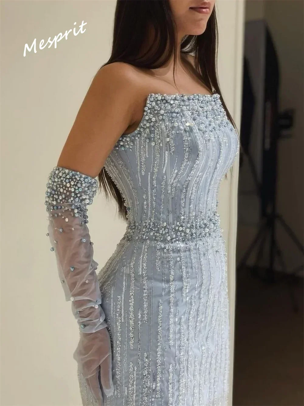 Vestidos de noite personalizados luz azul pérolas luxo dubai vestido de noite sereia elegante sem alças árabe feminino formal